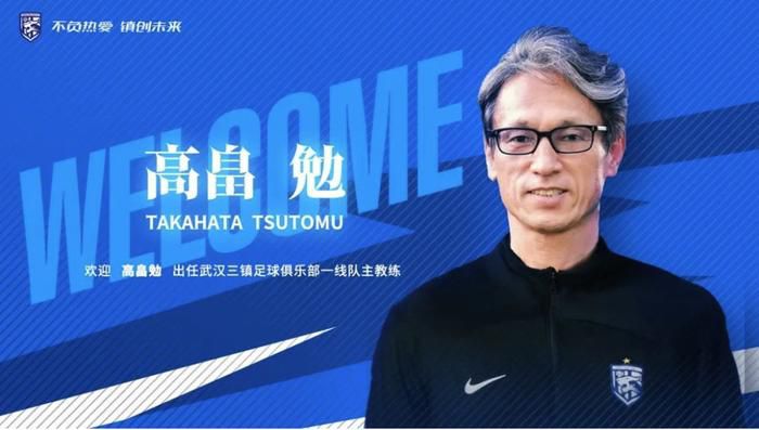此次终极预告片的开始是保罗温馨的一家人